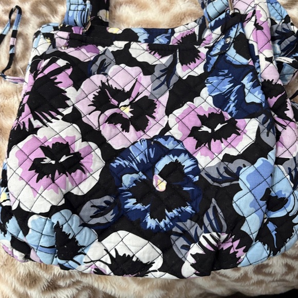 Vera Bradley Glenna satchel purple floral handbag - Picture 3 of 9